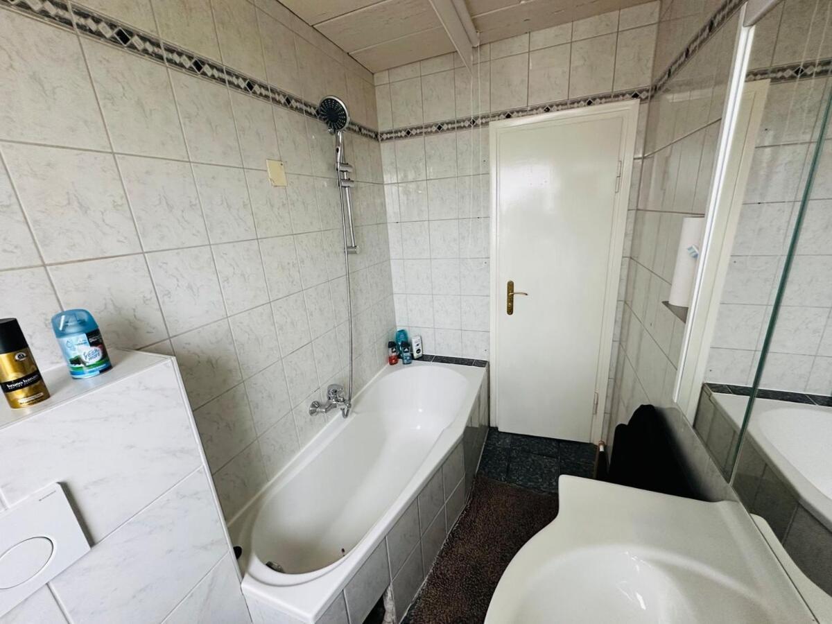 Wohnung In Der Stadtmitte Волфсбург Екстериор снимка